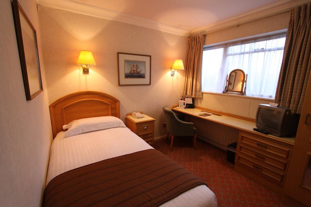 Swallow Churchgate Hotel Harlow Δωμάτιο φωτογραφία