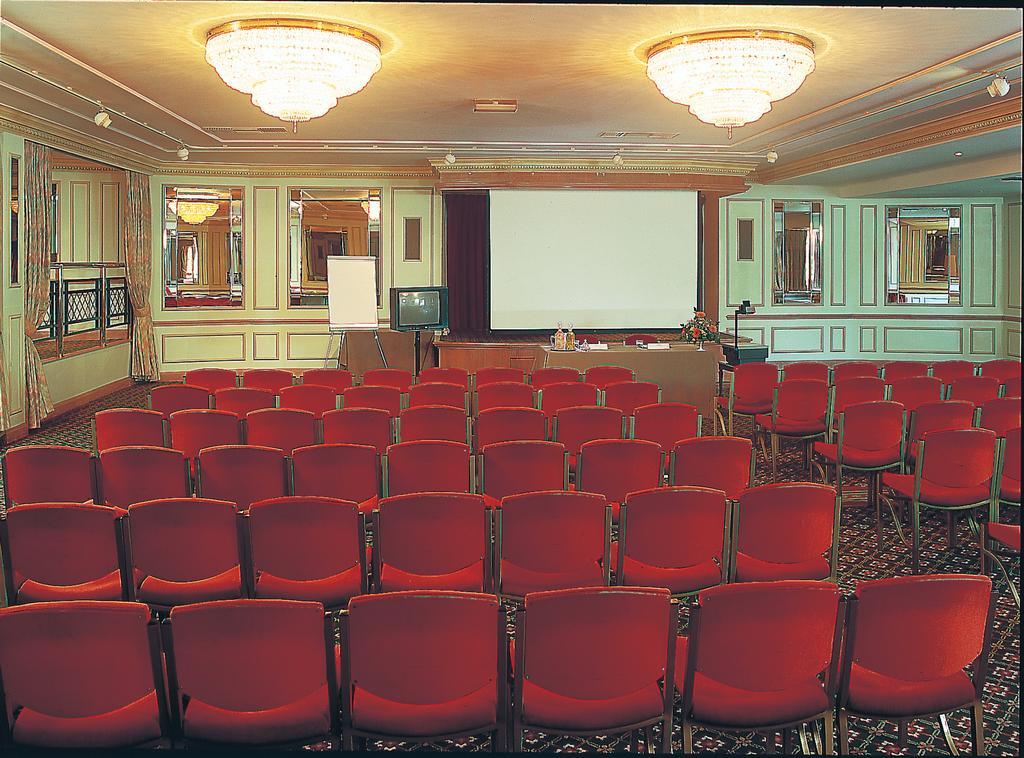 Swallow Churchgate Hotel Harlow Εξωτερικό φωτογραφία