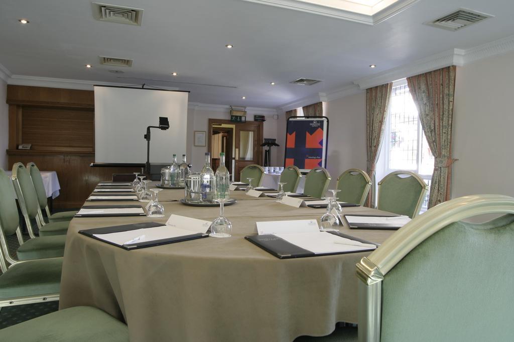 Swallow Churchgate Hotel Harlow Εξωτερικό φωτογραφία