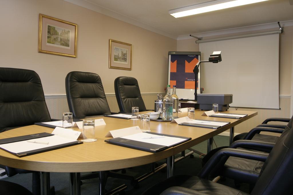 Swallow Churchgate Hotel Harlow Ανέσεις φωτογραφία